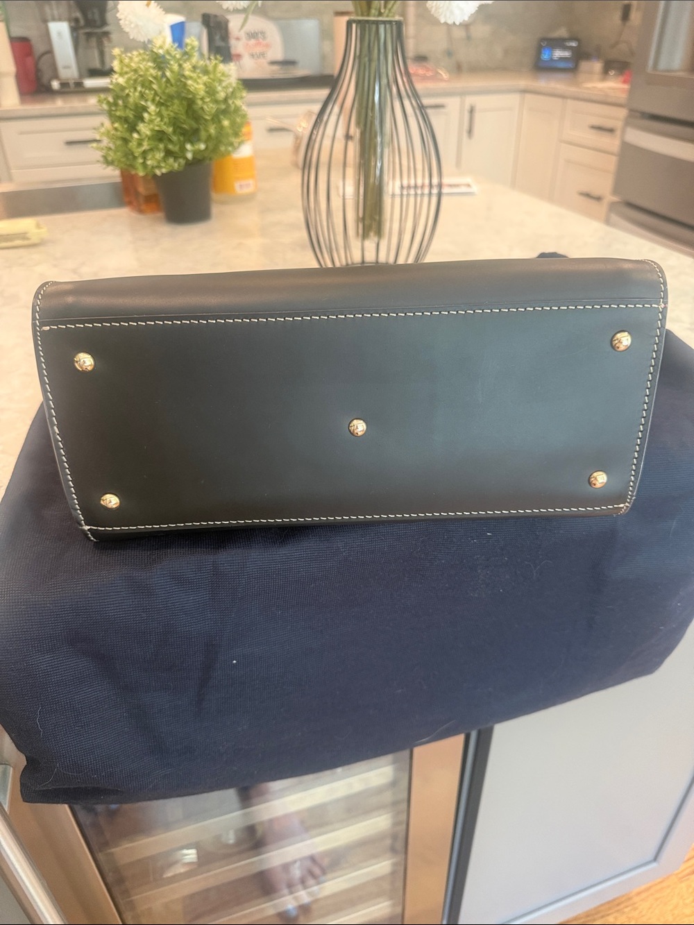 Dooney & Bourke Alto Flavia - Picture 5 of 10
